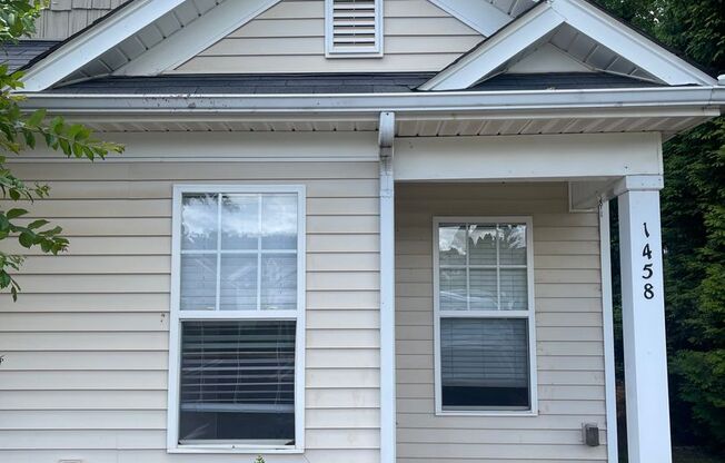 End-Unit Townhome Near Lake Wylie Shopping & Dining