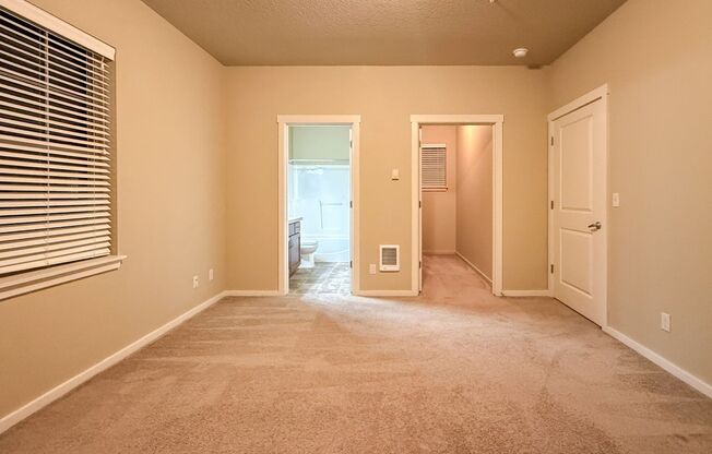 2 beds, 2 baths, 1,090 sqft, $1,600, Unit 523-06