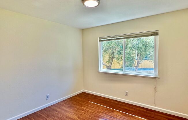 2 beds, 1 bath, $2,290