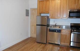 1 bed, 1 bath, $2,695, Unit 13