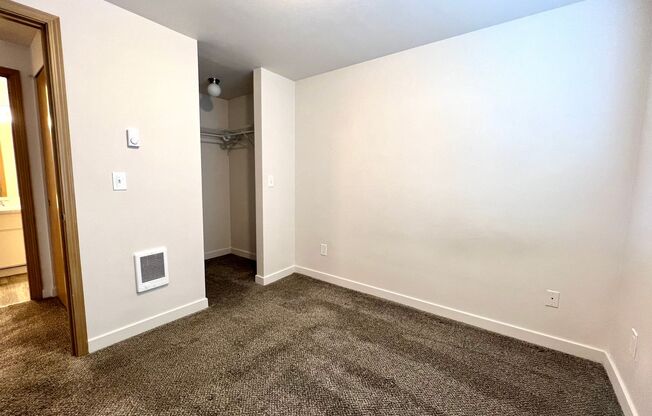 1 bed, 1 bath, 750 sqft, $1,345, Unit A11