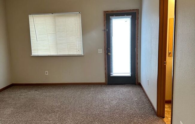 2 beds, 1.5 baths, $1,200