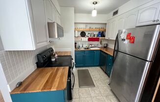 2 beds, 1.5 baths, $3,300