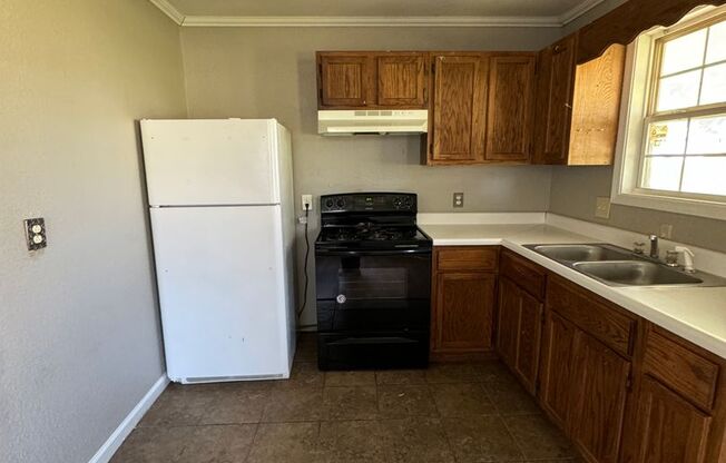 1 Bed / 1 Bath in Bono Available Now