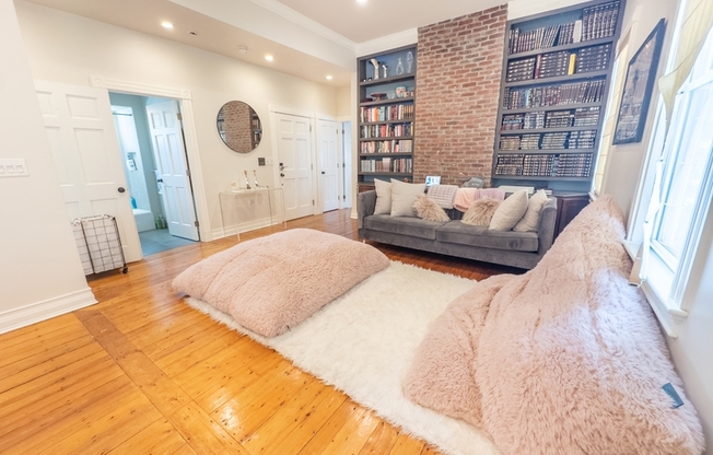 589 Franklin Street