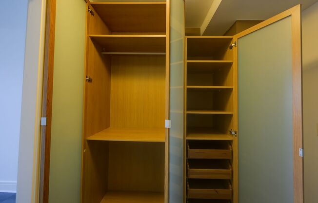 1 bed, 1 bath, $2,100, Unit # #N 518