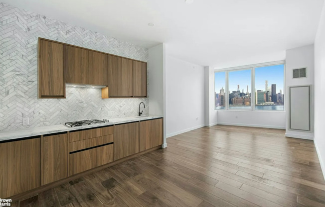 1 bed, 1 bath, 741 sqft, $5,650, Unit 29B