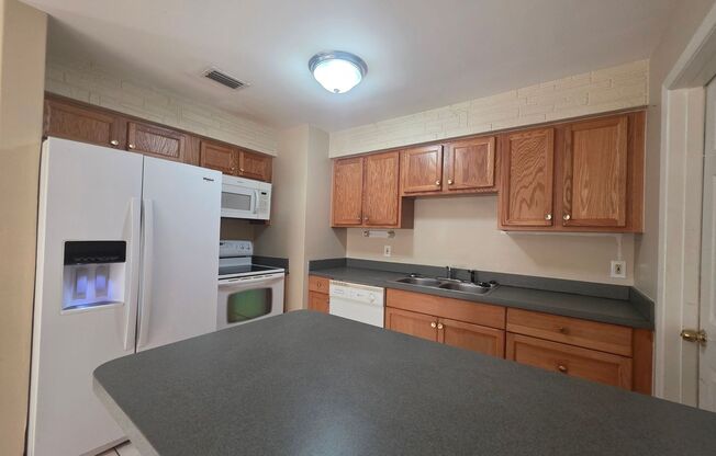 3 bedroom 2 Bath Single Family Home