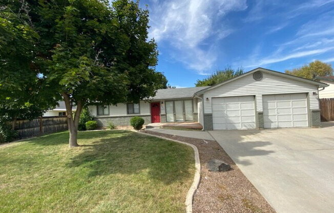 10296 W MACAW CT