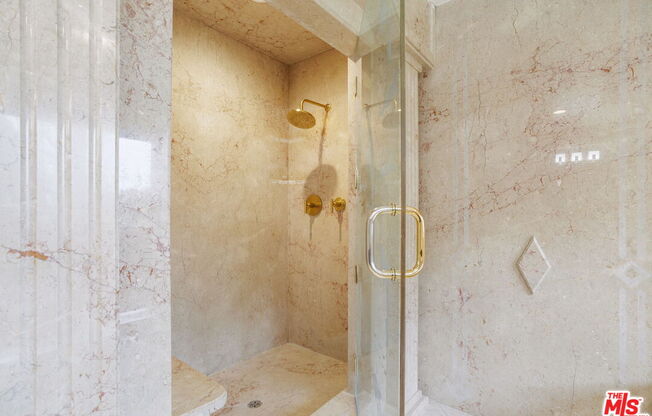 5 beds, 6 baths, 5,290 sqft, $12,000