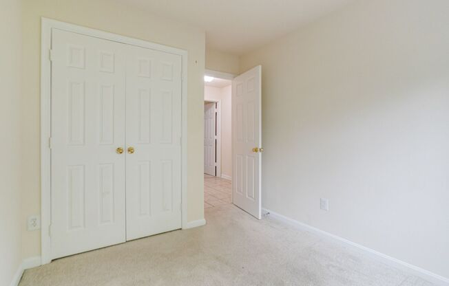 Crofton Condo For Rent