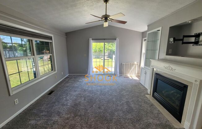 3 beds, 2 baths, $2,450