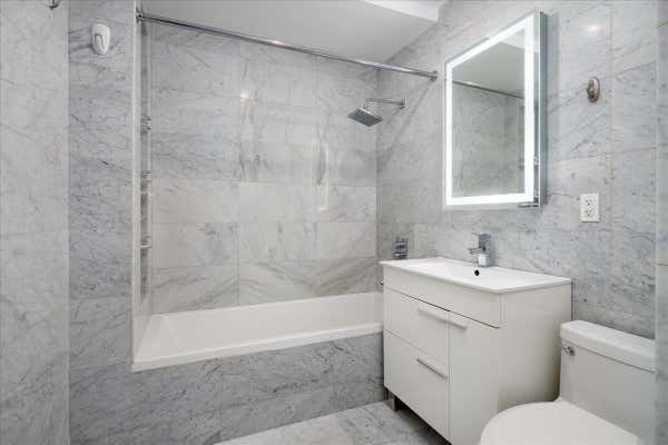 131 W 122 ST