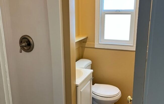 Great 2BR 1BA South Seattle Home