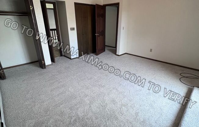 2 beds, 1.5 baths, $1,800