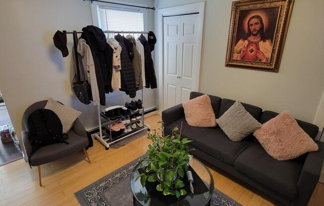1 bed, 1 bath, $2,150, Unit 1
