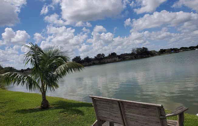 481 Banks Rd Margate, FL 33063