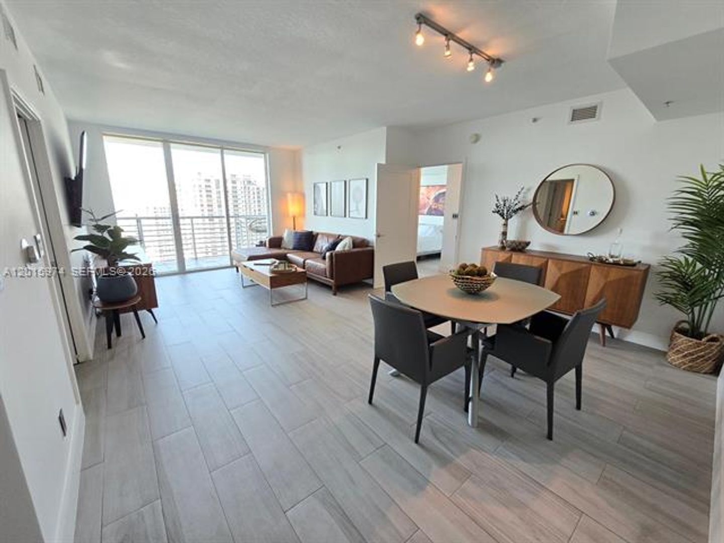 2 beds, 2 baths, 1,227 sqft, $4,400, Unit 325 S Biscayne Blvd # 3719