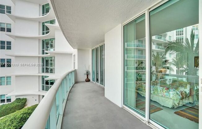 2 beds, 2 baths, 1,251 sqft, $3,600, Unit 7900 Harbor Island Dr # 704