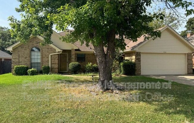 3 beds, 2 baths, 1,650 sqft, $2,100