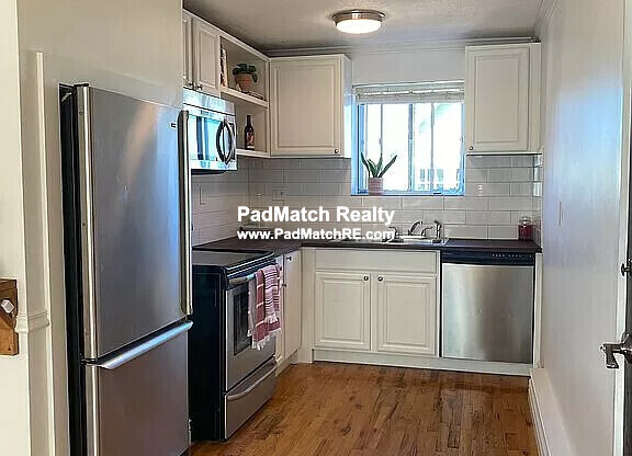 545 ADAMS ST