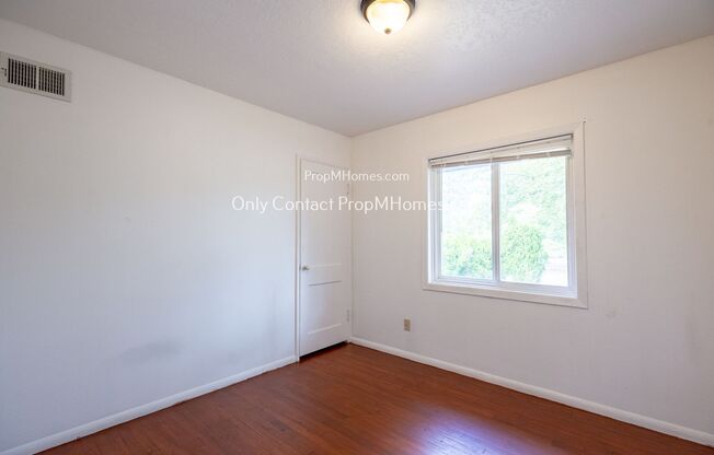 2 beds, 1 bath, $2,199