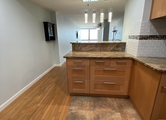 2 beds, 2 baths, 1,110 sqft, $3,100, Unit 6B