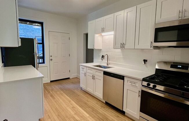 1 bed, 1 bath, 775 sqft, $1,750, Unit 4431-B3