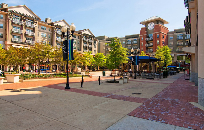 3 beds, 2.5 baths, 1,400 sqft, $3,750, Unit 1