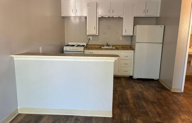 1 bed, 1 bath, 550 sqft, $1,199, Unit 2066