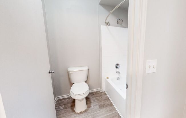 3 beds, 2 baths, 1,150 sqft, $1,438