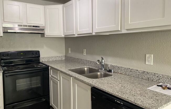 3 beds, 2 baths, 643 sqft, $2,350, Unit C303