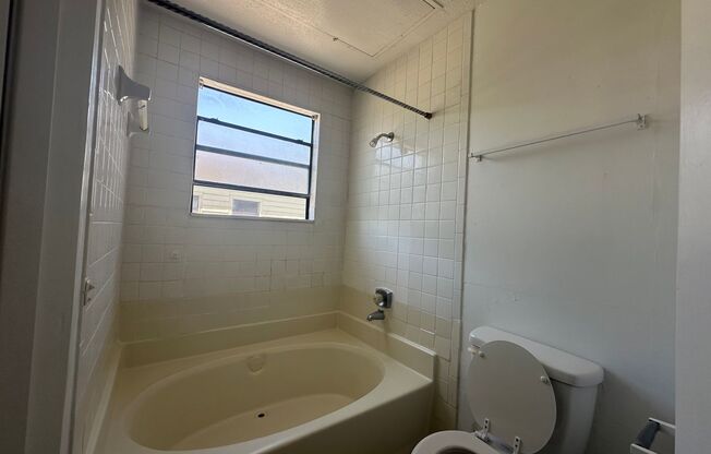 Studio, 1 bath, 432 sqft, $895, Unit 64
