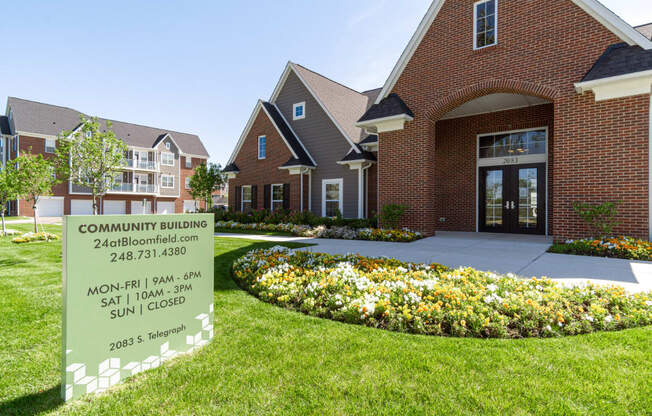 24 at Bloomfield Apartments in Bloomfield Hills