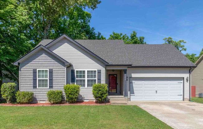 3 Bedroom 2 bath Pet Friendly Home For Rent!
