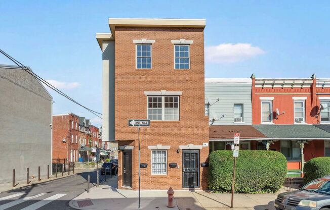 621 N 33 ST