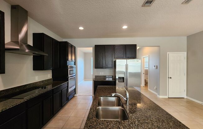 AMAZING 3 bedroom TOWNHOME AT WINDERMERE TRAILS!
