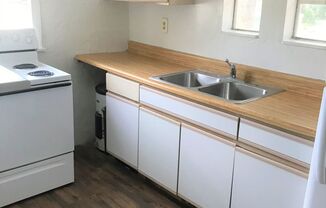 1 bed, 1 bath, $745, Unit 3