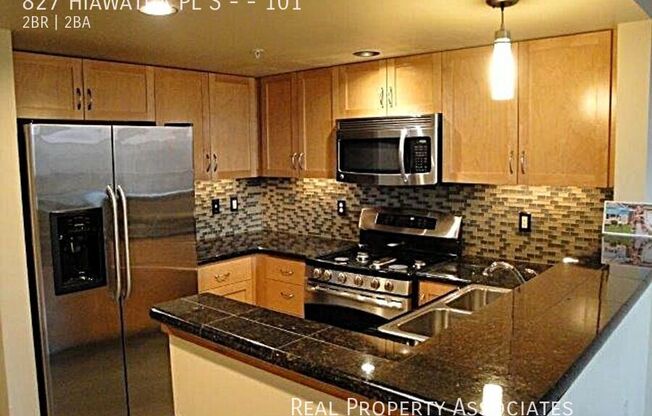 827 HIAWATHA PL S