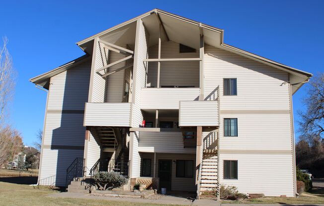 Charming Midtown Retreat with Mountain Views!