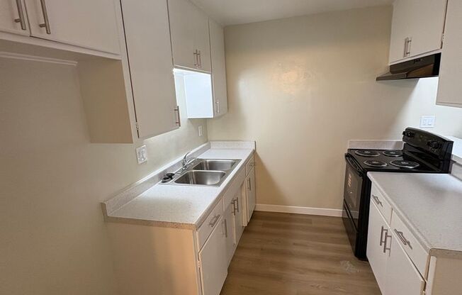 1 bed, 1 bath, 756 sqft, $1,795, Unit Unit 102