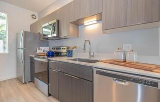Studio, 1 bath, 468 sqft, $1,149