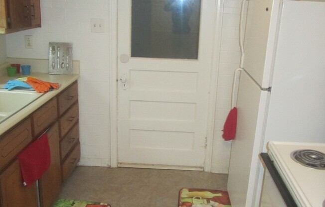 2 beds, 1.5 baths, 1,000 sqft, $945, Unit BA-15