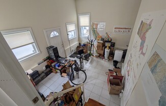 83 YORKTOWN ST