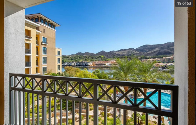 2 beds, 2 baths, $2,625, Unit # 320