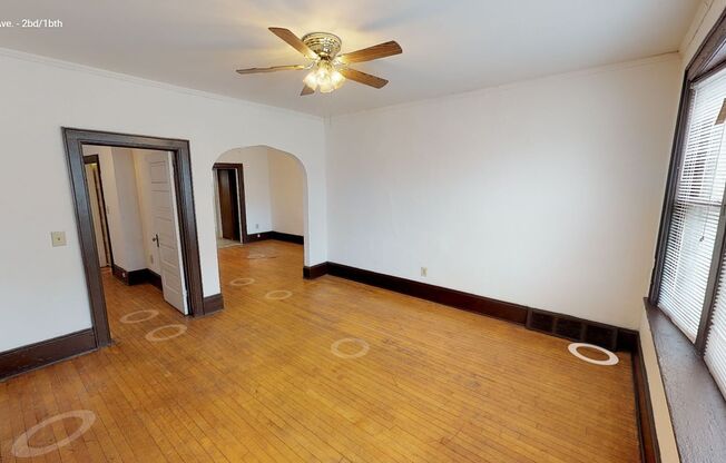 2303 N Oakland Ave