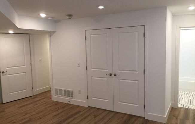 2 beds, 2 baths, 1,400 sqft, $2,100, Unit BA - 1