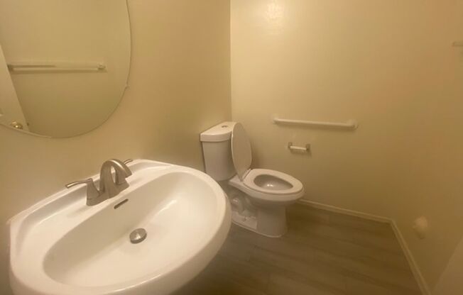 3 beds, 2.5 baths, $2,345