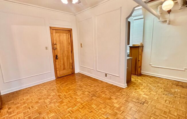 Studio, 1 bath, 300 sqft, $1,445, Unit 644-103