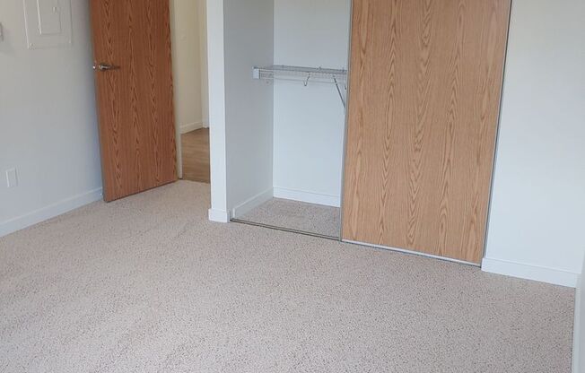 1 bed, 1 bath, 610 sqft, $1,650, Unit B304